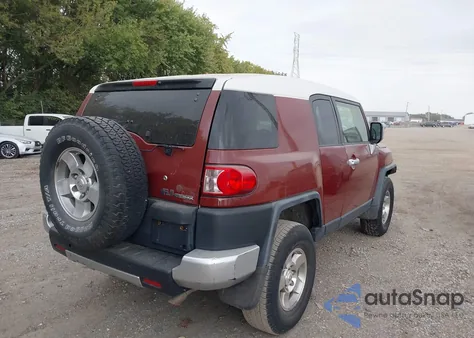 2008 Toyota Fj Cruiser z USA, uszkodzony, nr VIN JTEBU11F68K030590